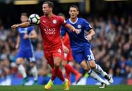 LONDON, ENGLAND - OCTOBER 15: Daniel Drinkwater of Leicester City controls the ball during the Premier League match between Chelsea and Leicester City at Stamford Bridge on October 15, 2016 in London, England.  (Photo by Shaun Botterill/Getty Images)